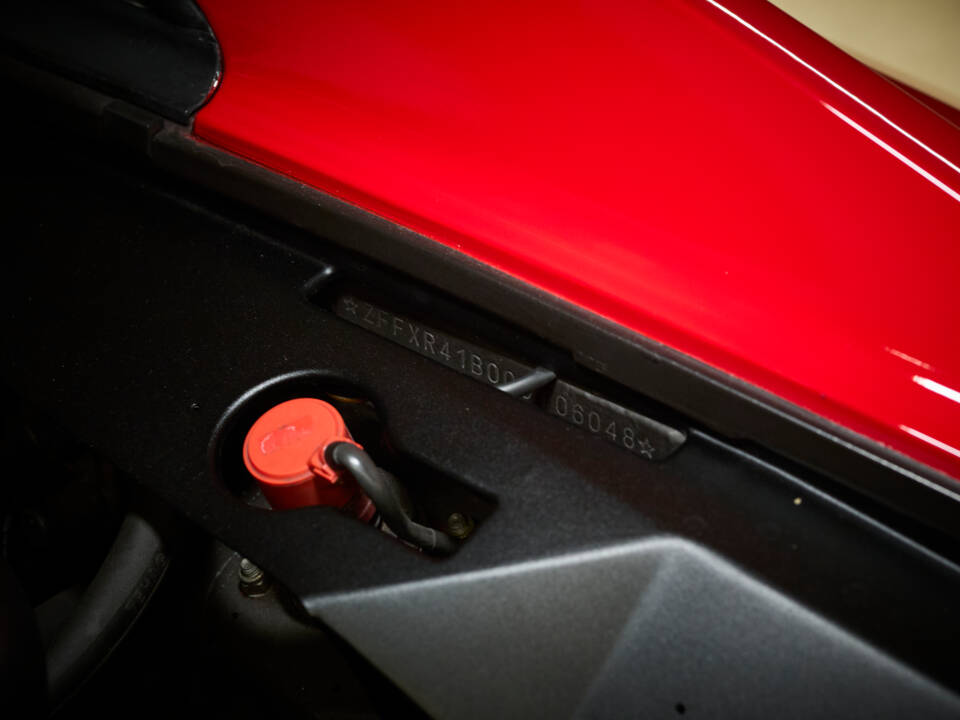 Image 89/99 of Ferrari F 355 Berlinetta (1997)
