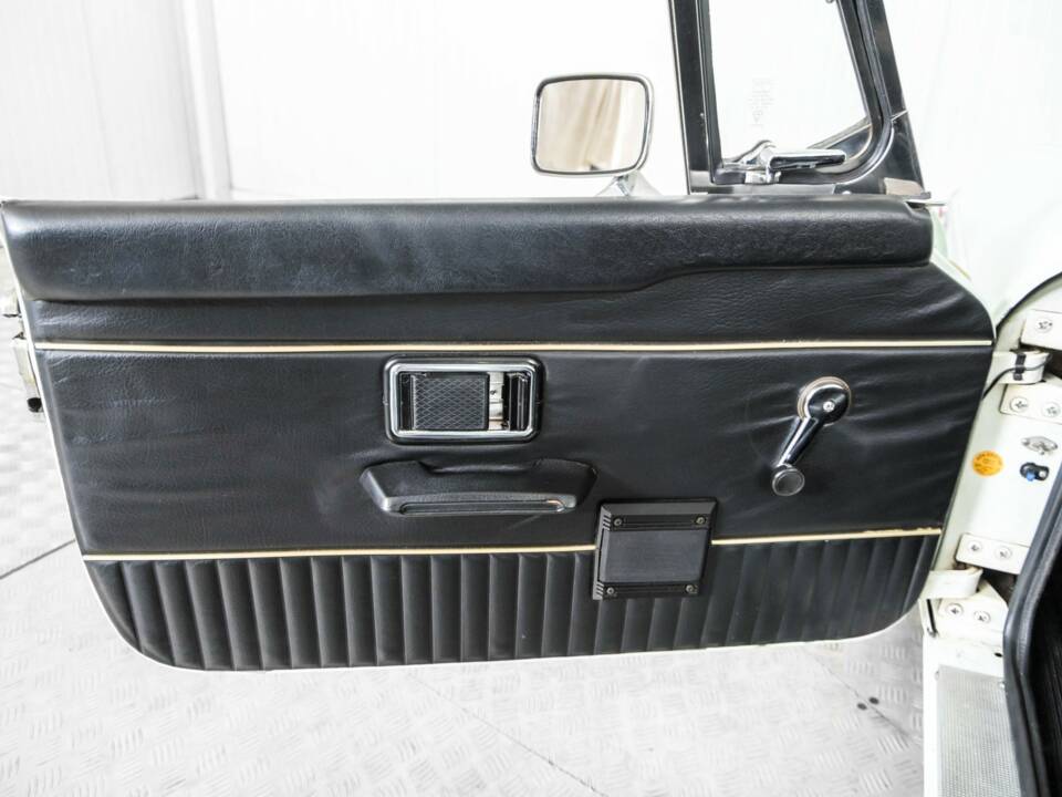 Bild 28/50 von MG MGB (1975)