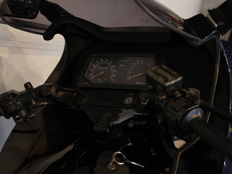 Bild 13/22 von Yamaha XZ 550 (1984)