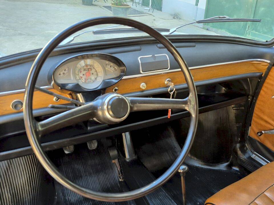 Image 20/43 of Autobianchi Bianchina Panoramica (1969)