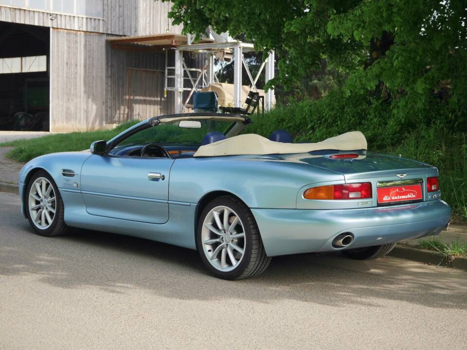 Image 28/31 de Aston Martin DB 7 Vantage Volante (2001)