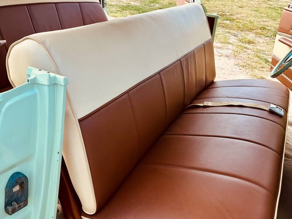 Immagine 20/31 di Pontiac Star Chief (1958)
