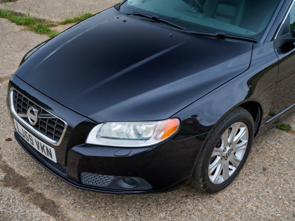 Imagen 26/50 de Volvo V70 AWD (2009)