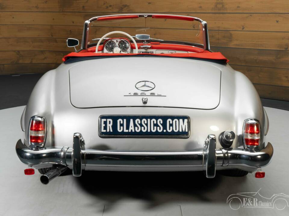 Image 4/6 de Mercedes-Benz 190 SL (1958)