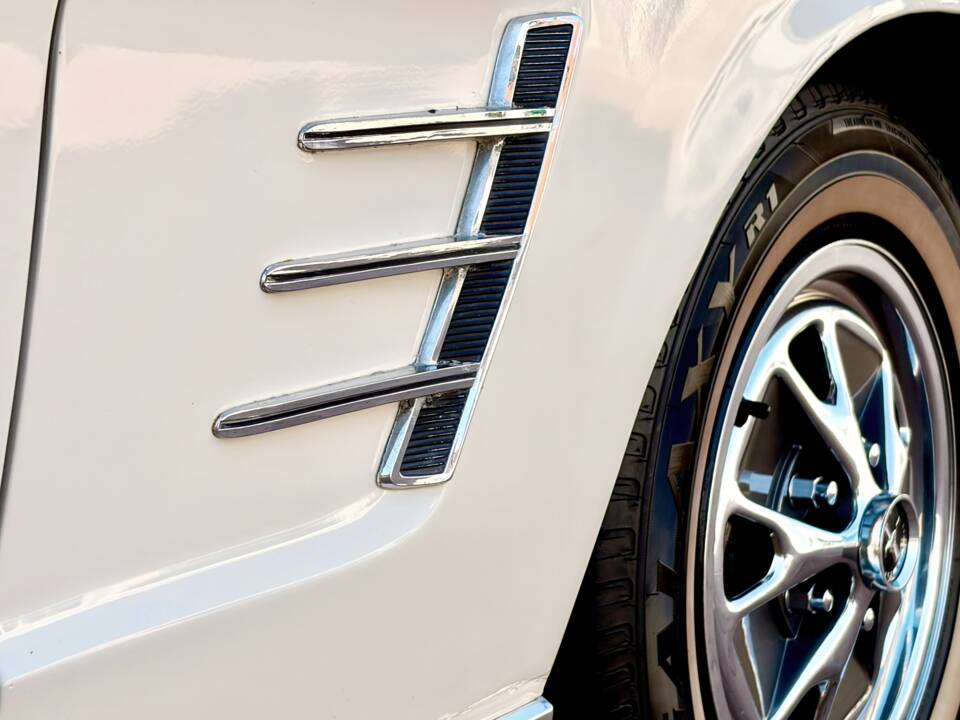 Image 9/18 of Ford Mustang 289 (1965)