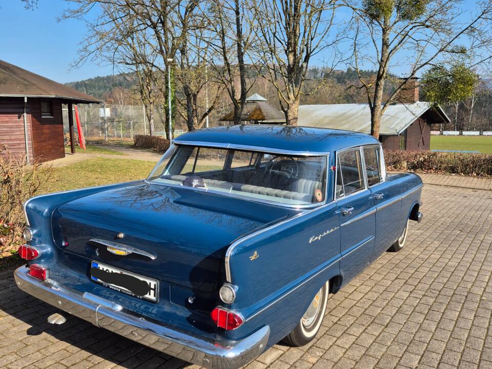 Afbeelding 4/10 van Opel Kapitän 2.6 "L" (1960)