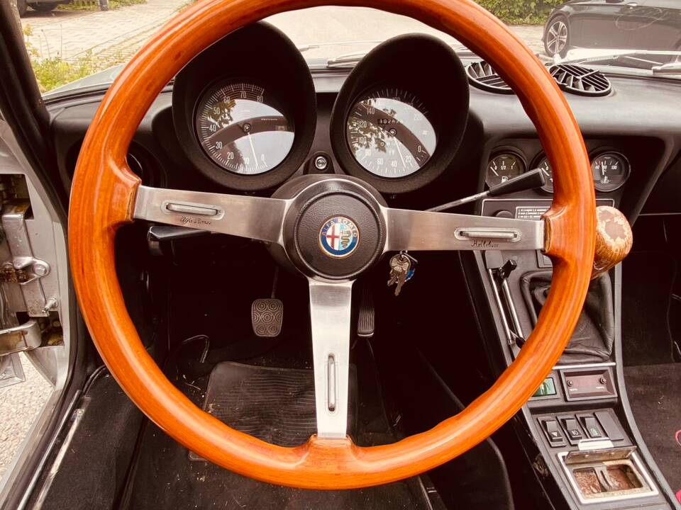 Afbeelding 23/31 van Alfa Romeo 1.6 Spider (1985)