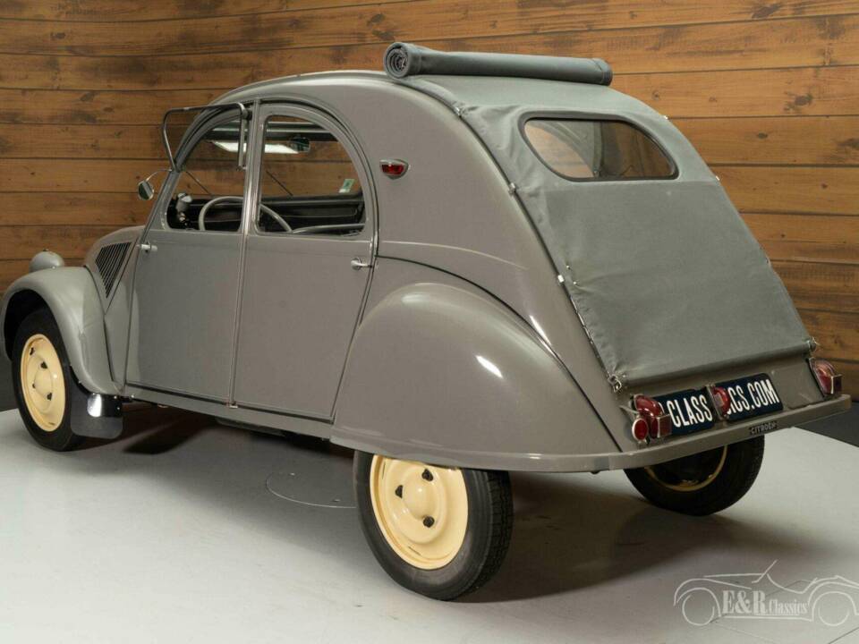 Bild 8/19 von Citroën 2 CV A (1953)