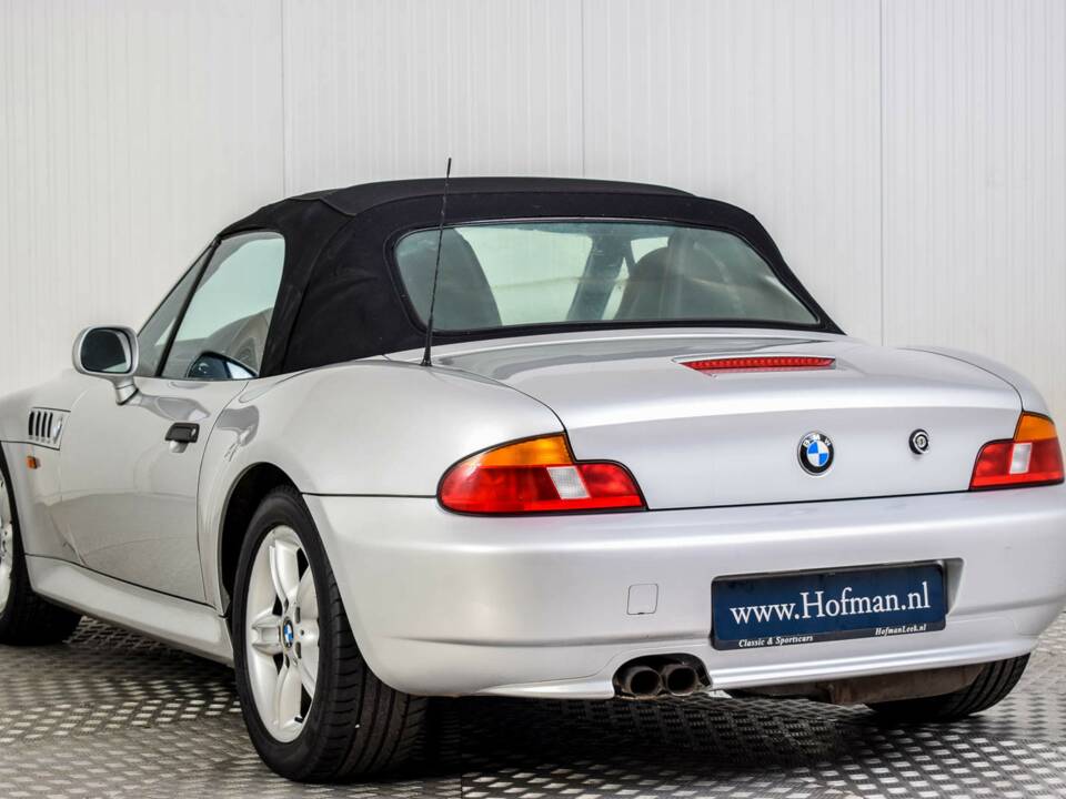 Bild 46/50 von BMW Z3 2.0 (2000)