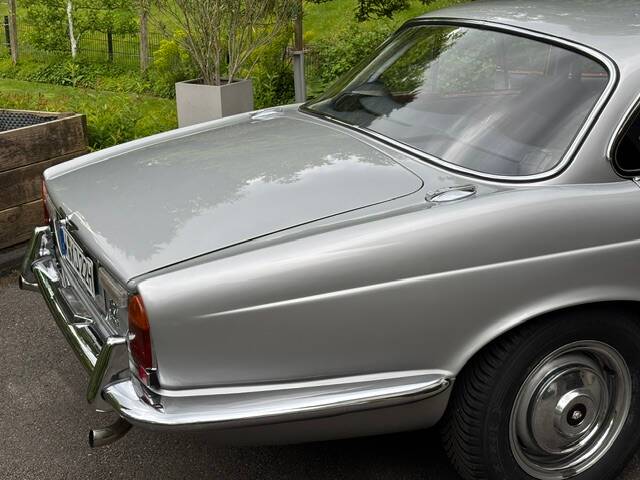 Bild 5/15 von Jaguar XJ 6 4.2 (1972)
