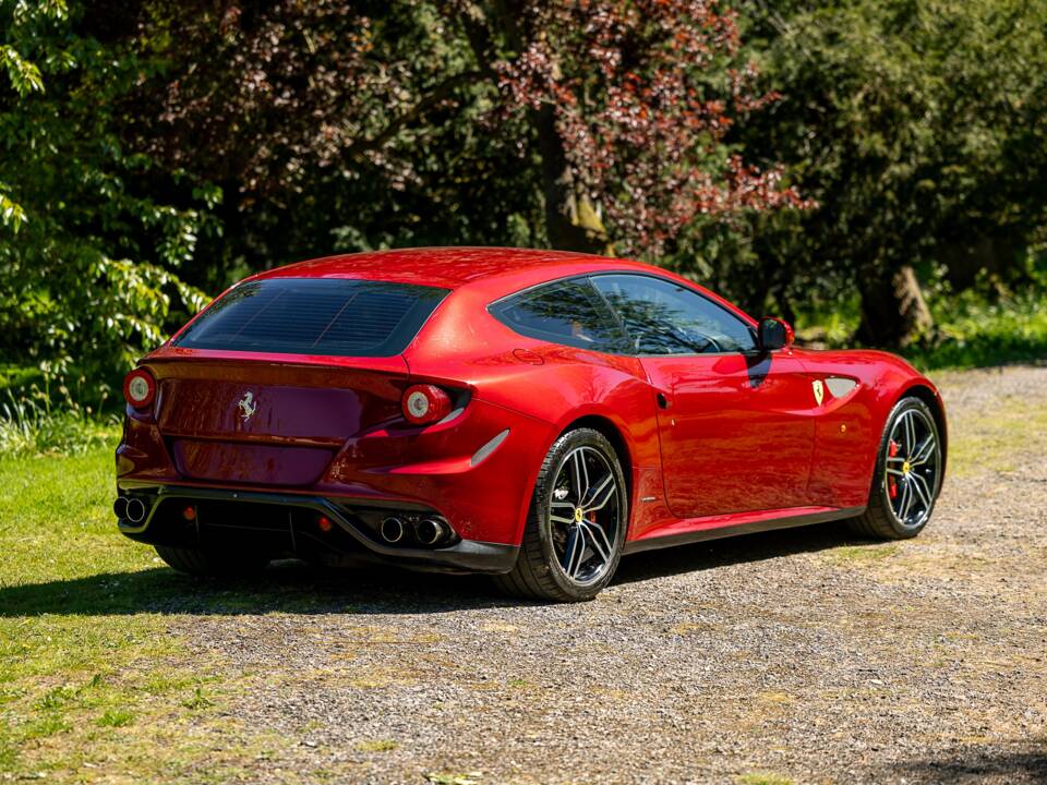 Bild 13/50 von Ferrari FF (2012)