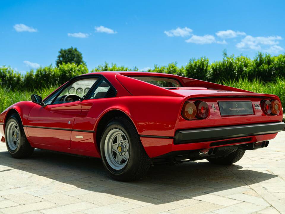 Image 9/50 of Ferrari 308 GTB (1981)