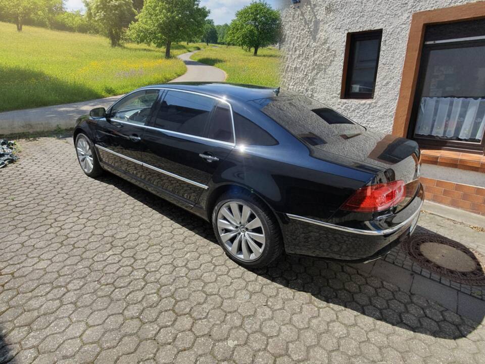 Image 2/18 of Volkswagen Phaeton W12 (2009)