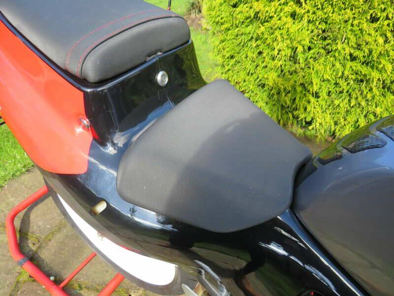 Afbeelding 16/41 van Honda VFR 400R (1992)