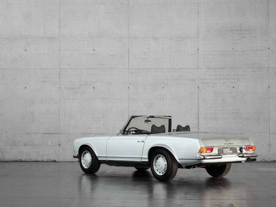 Image 11/50 de Mercedes-Benz 280 SL (1970)