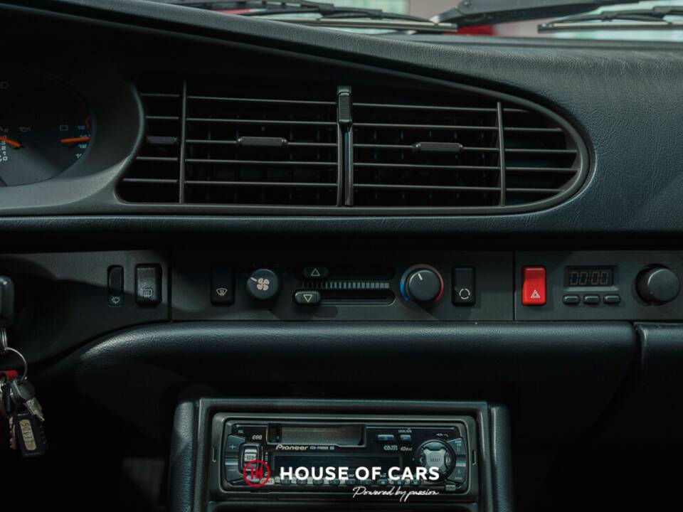 Image 22/24 of Porsche 968 CS (1994)