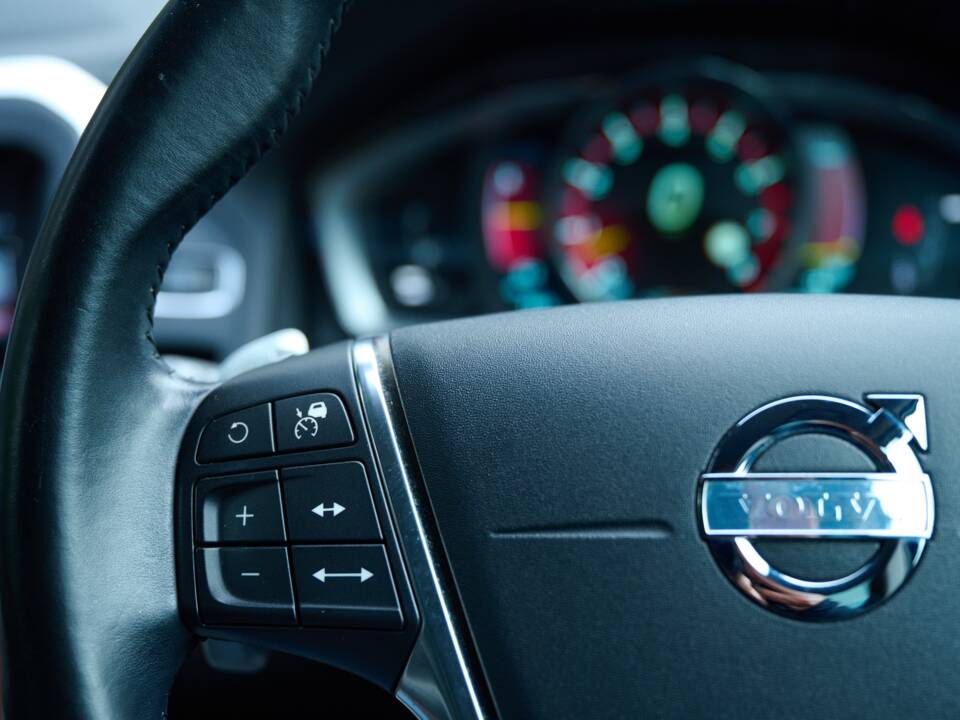Bild 39/50 von Volvo XC60 T6 (2014)