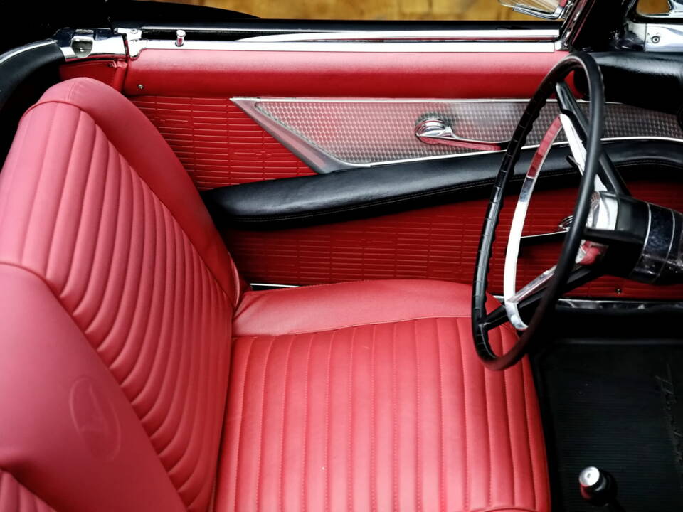 Immagine 16/20 di Ford Thunderbird (1957)