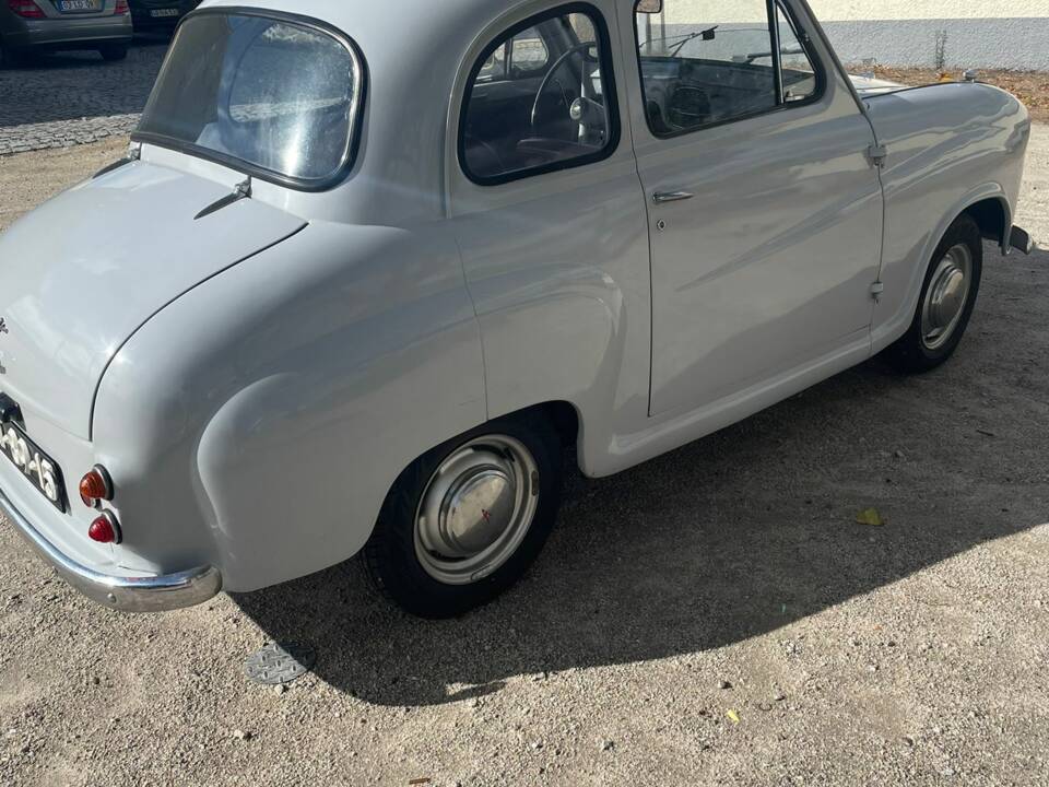 Image 4/51 of Austin A 35 (1959)