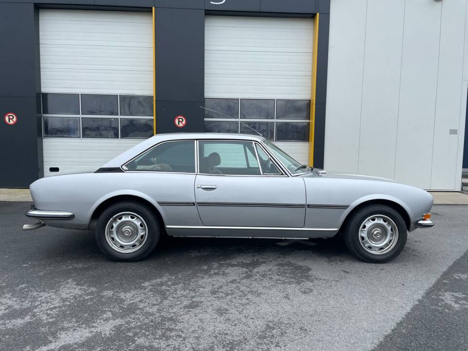 Imagen 4/15 de Peugeot 504 V6 Coupe (1980)