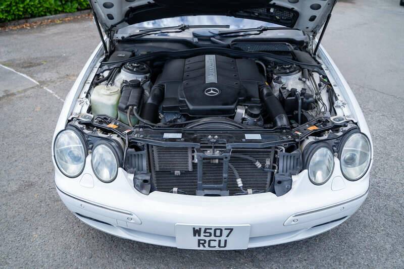 Bild 41/41 von Mercedes-Benz CL 500 (2000)