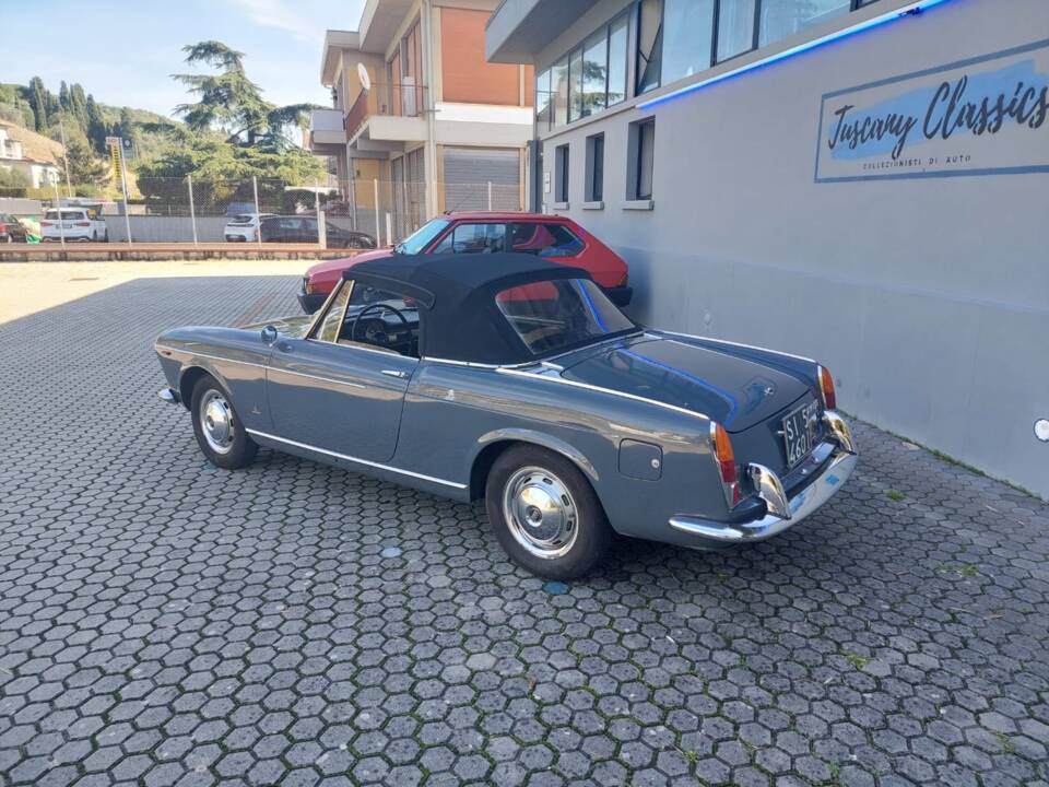 Imagen 2/23 de FIAT 1500 (1965)
