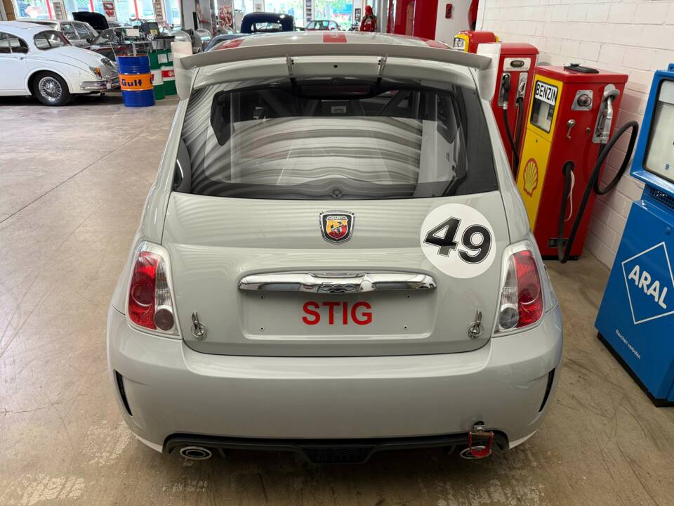 Image 14/17 of Abarth 695 Assetto Corse Evoluzione (2010)