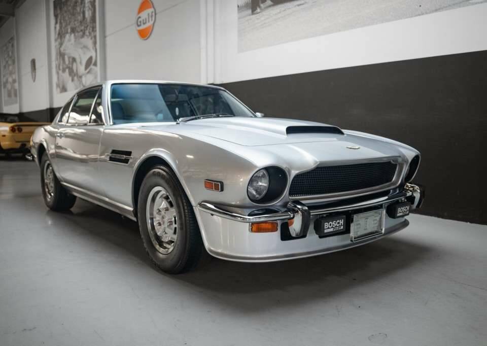 Bild 24/50 von Aston Martin V8 (1978)