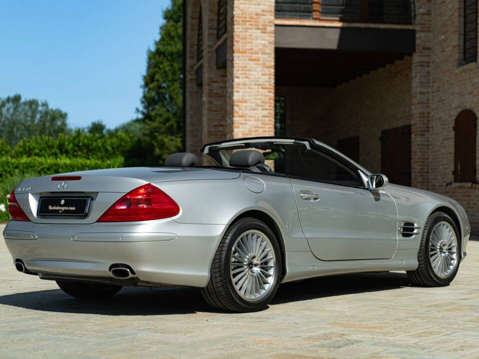 Image 10/50 of Mercedes-Benz SL 350 (2005)