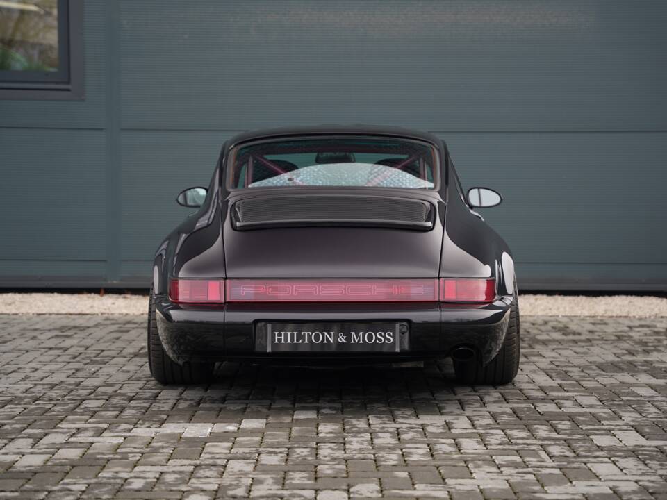 Bild 8/50 von Porsche 911 Carrera 4 (1990)