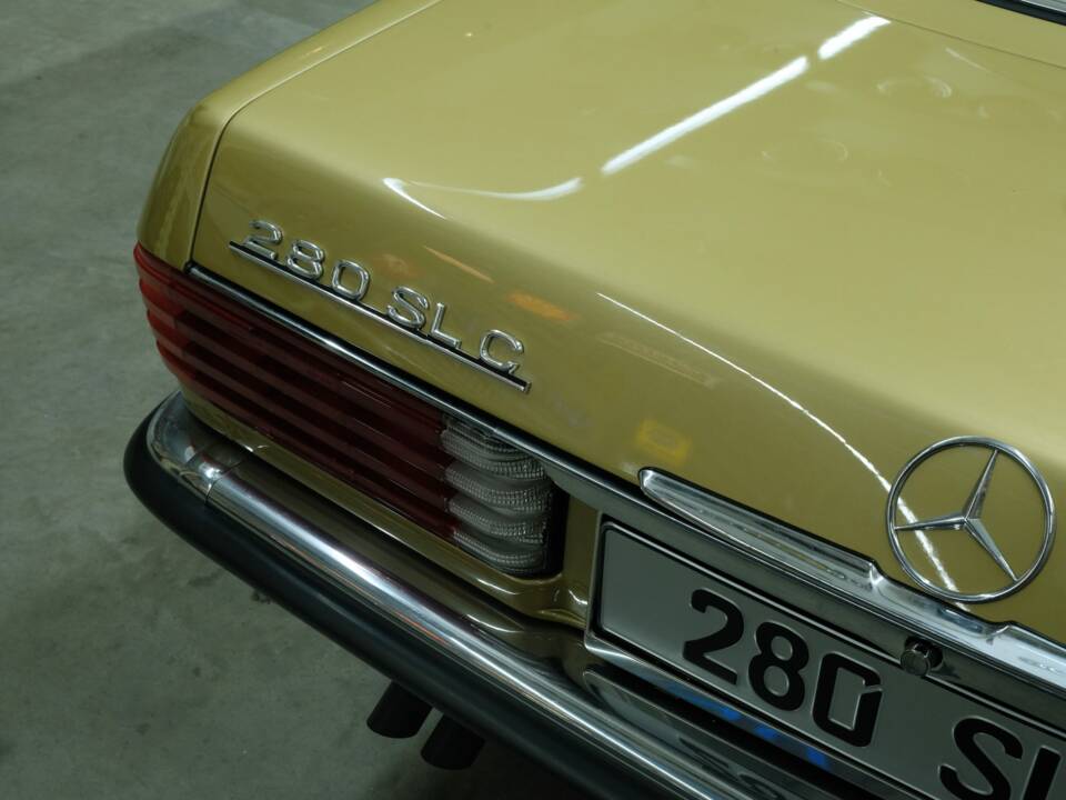 Image 48/50 de Mercedes-Benz 280 SLC (1977)