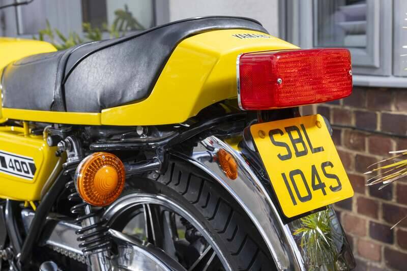 Immagine 13/33 di Yamaha RD 400 (1977)