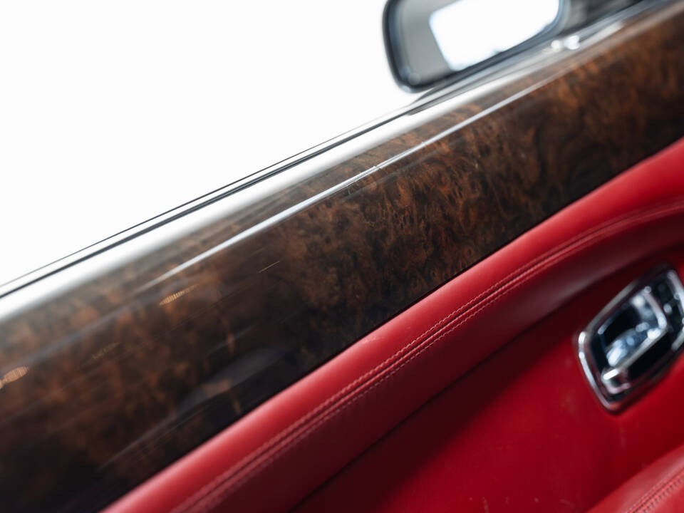 Immagine 9/45 di Bentley Azure (2007)