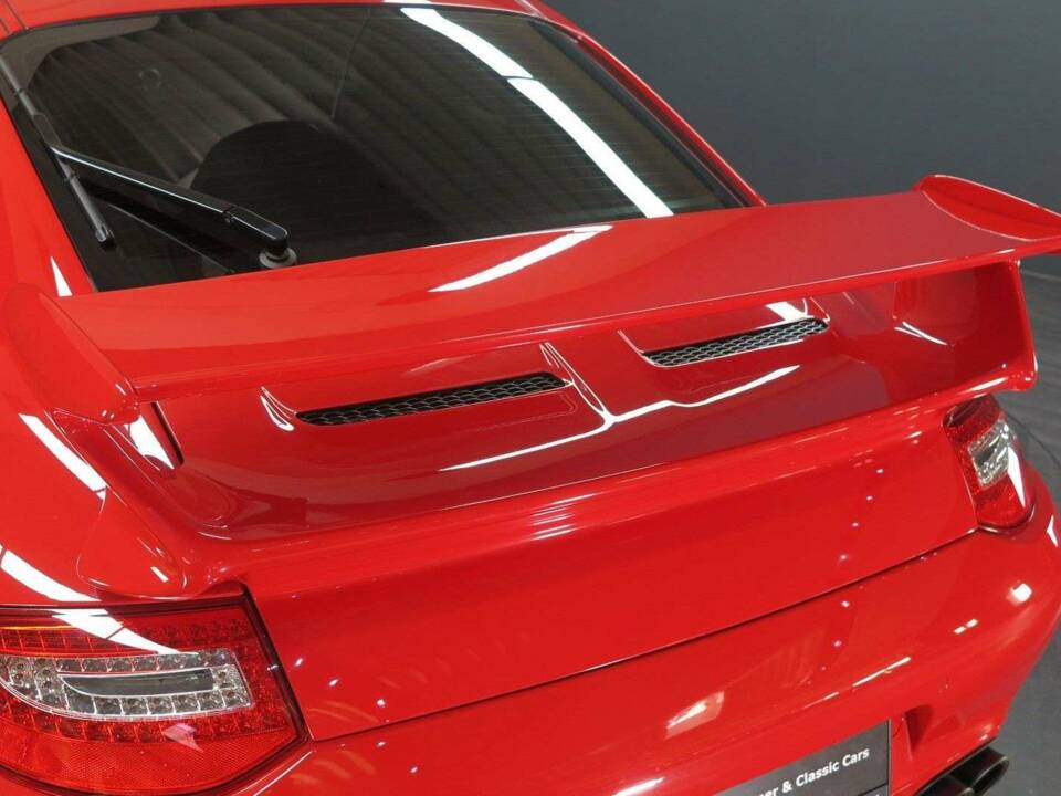 Image 45/50 of Porsche 911 Carrera 4S (2011)