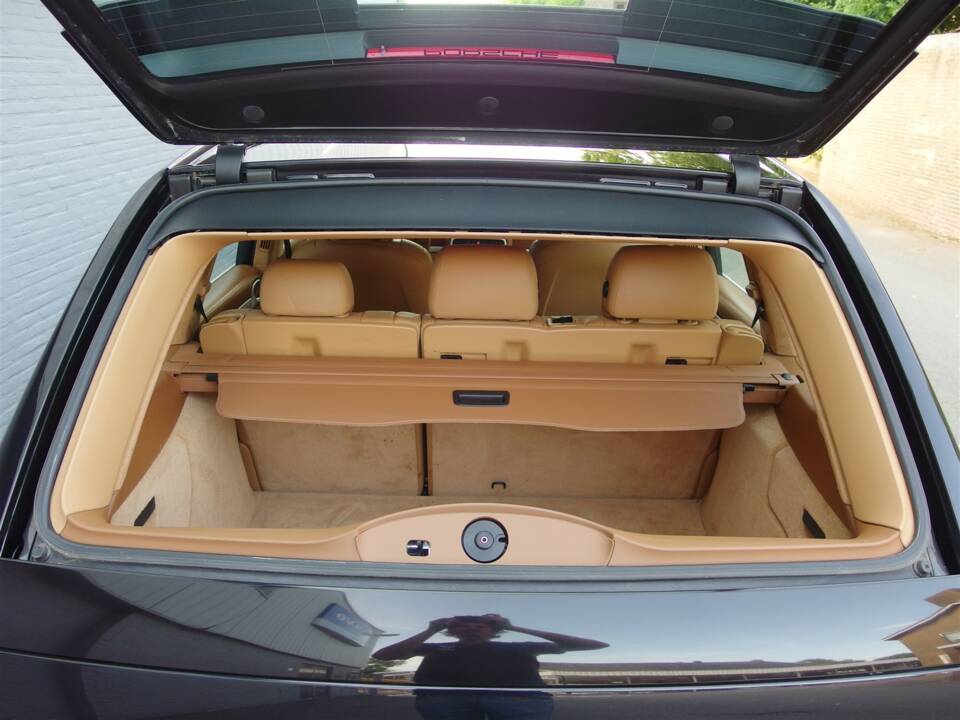 Image 69/93 of Porsche Cayenne Turbo (2007)