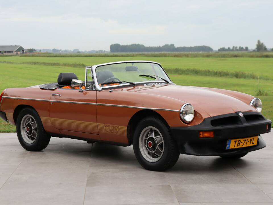 Image 30/50 of MG MGB Limited Edition (1981)