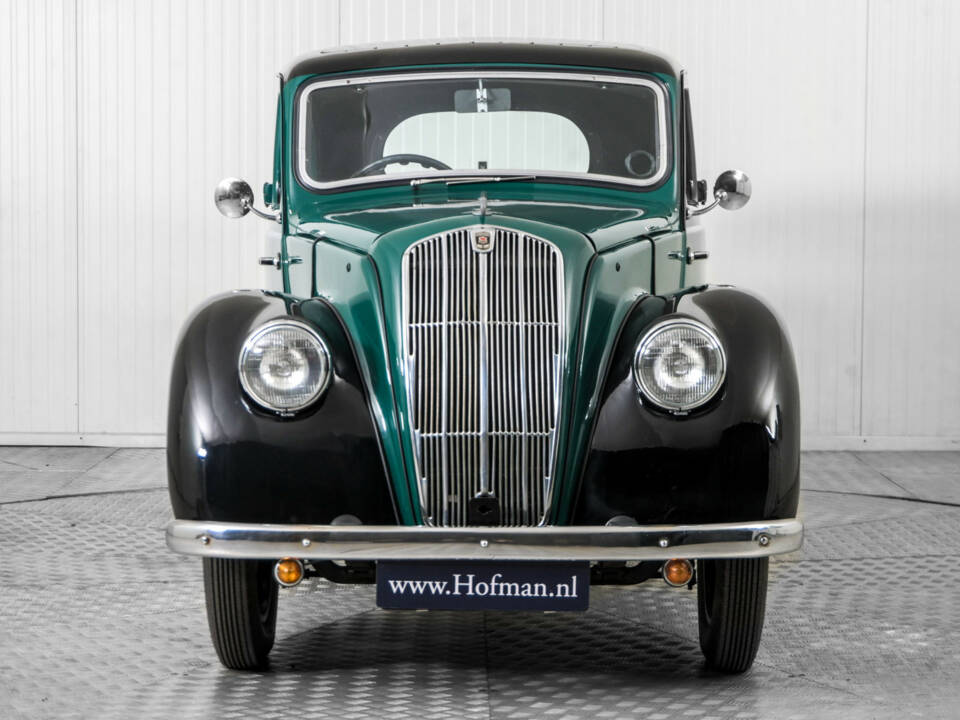 Image 14/50 de Morris Eight (1939)
