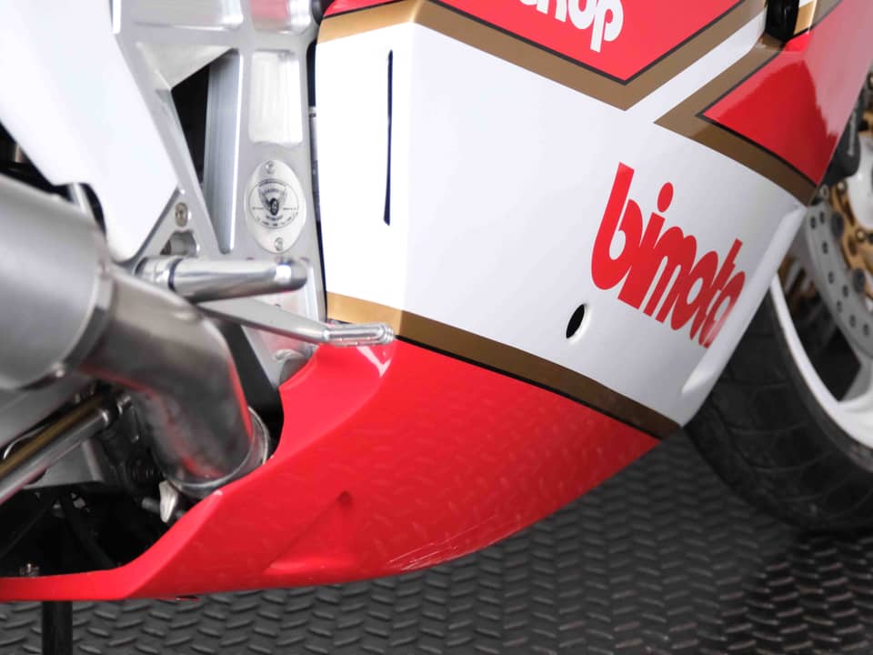 Image 93/95 of Bimota YB6 (1990)