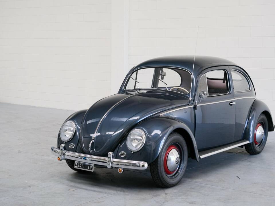 Immagine 5/24 di Volkswagen Käfer 1200 Standard &quot;Ovali&quot; (1953)