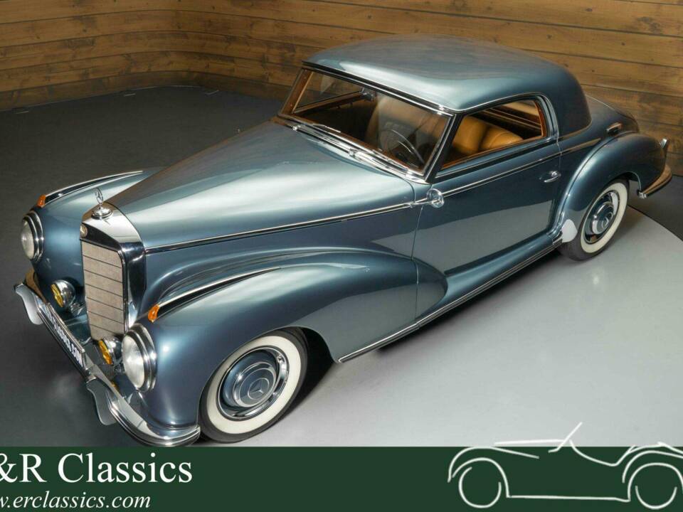 Image 23/31 of Mercedes-Benz 300 S (1953)