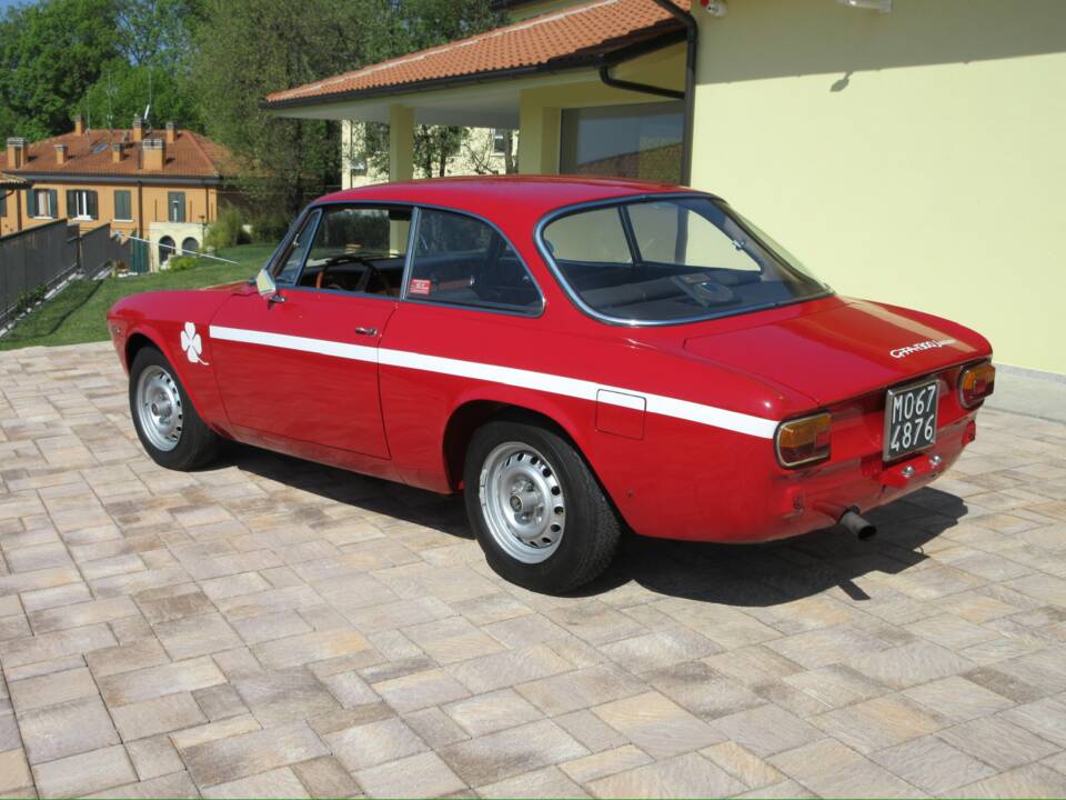 Bild 7/54 von Alfa Romeo Giulia GTA 1300 Junior (1968)