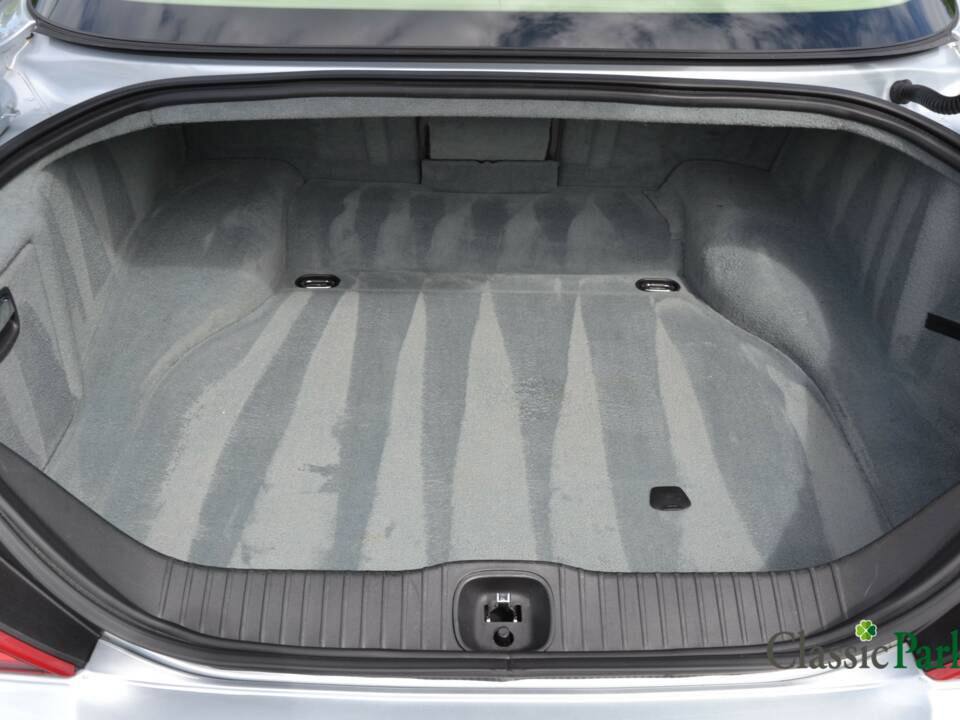 Immagine 12/46 di Jaguar XJ 8 3.5 (2007)