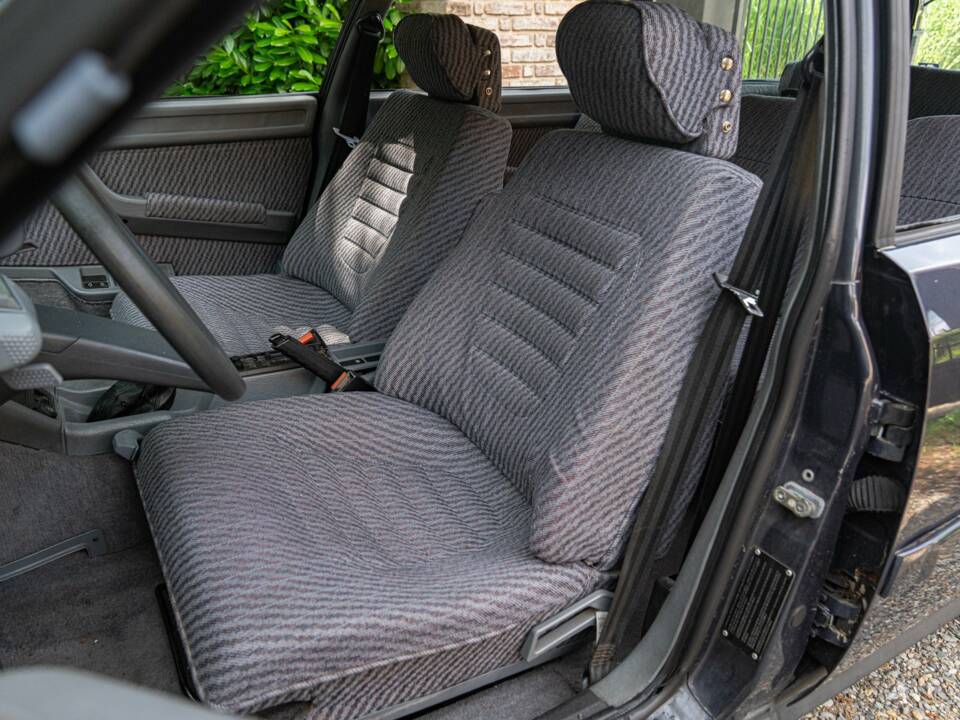 Afbeelding 28/50 van Citroën CX 25 Turbo 2 Diesel (1989)