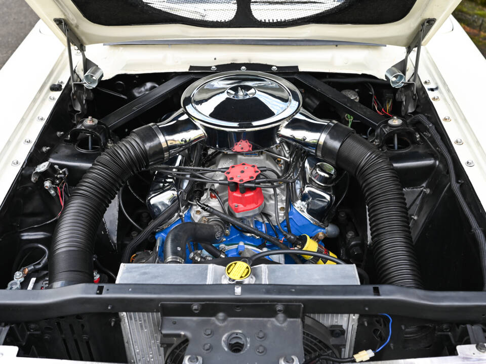 Image 50/70 of Ford Fairlane 500 (1963)