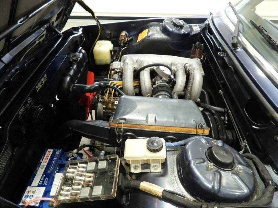 Afbeelding 10/14 van BMW 520i (1975)