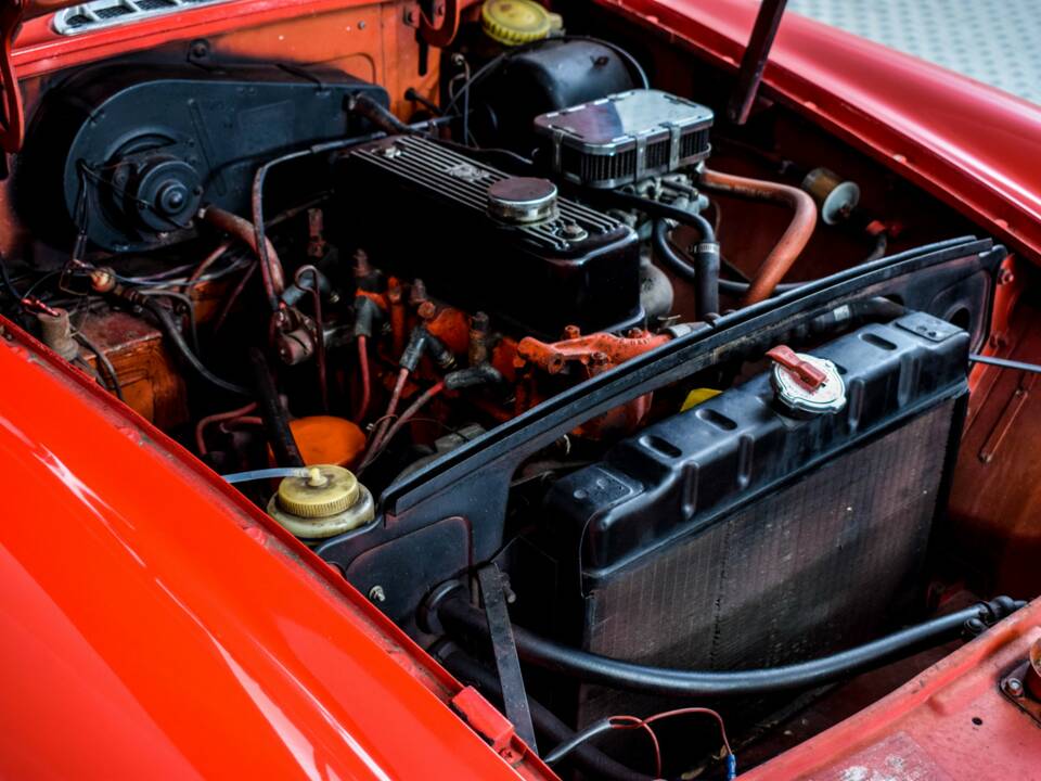 Bild 47/50 von MG MGB (1974)