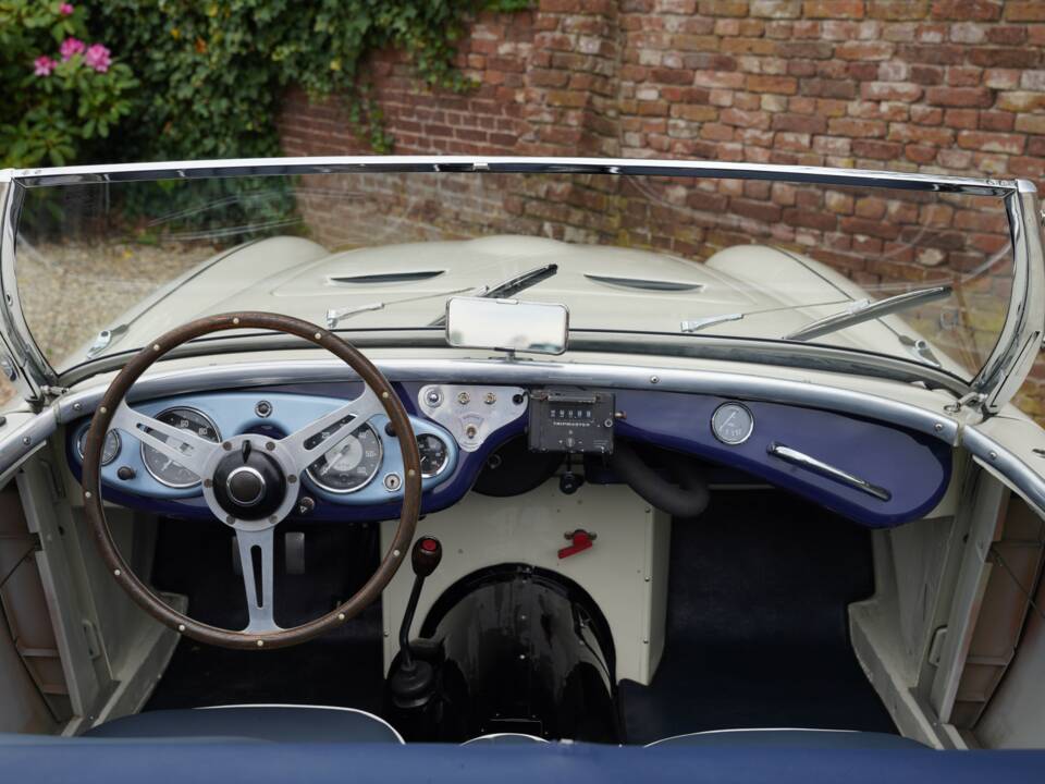 Image 47/50 de Austin-Healey 100/4 (BN1) (1953)