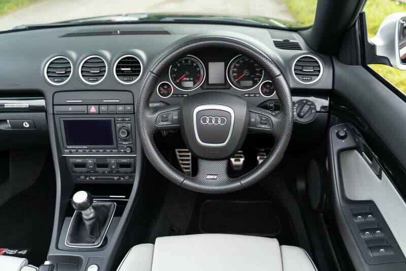 Bild 22/35 von Audi RS4 (2006)