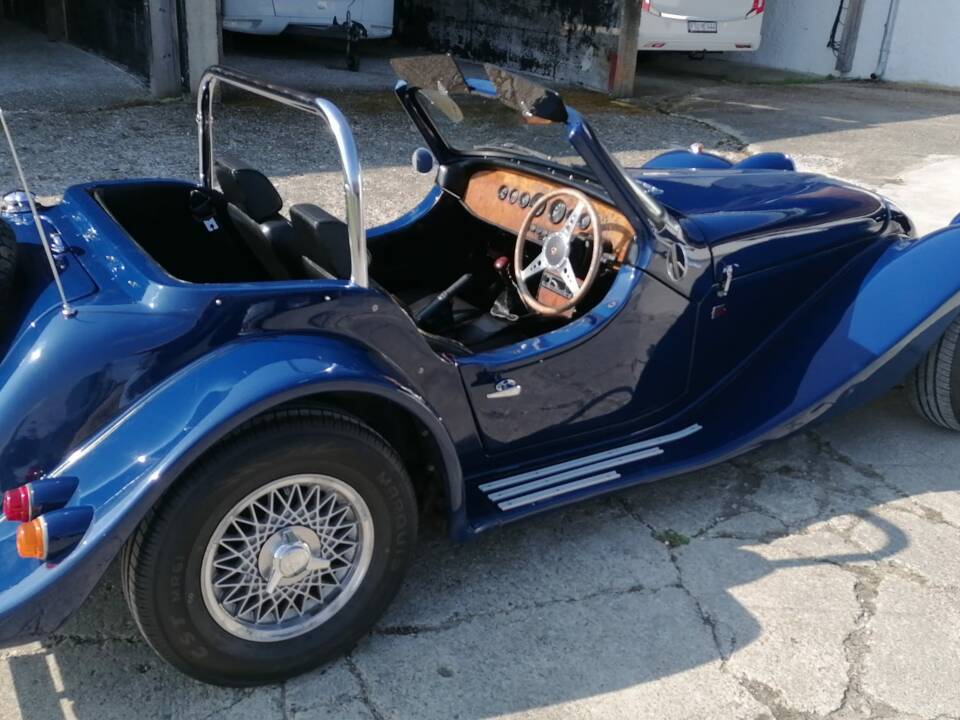 Image 1/19 of Invader Peak Morgan replica (1987)