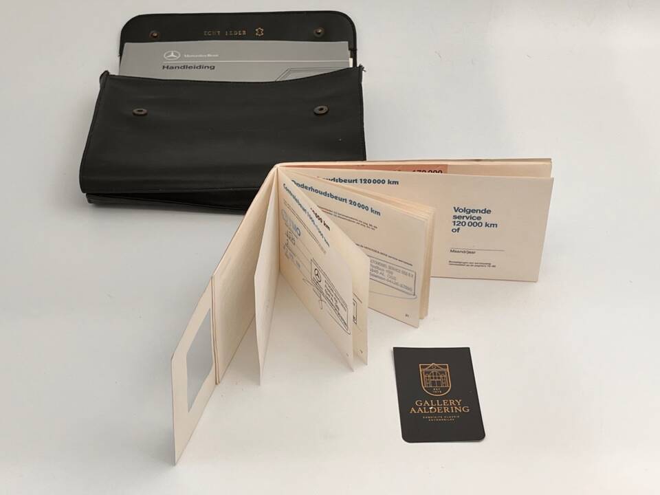 Image 16/50 de Mercedes-Benz 300 SL (1991)